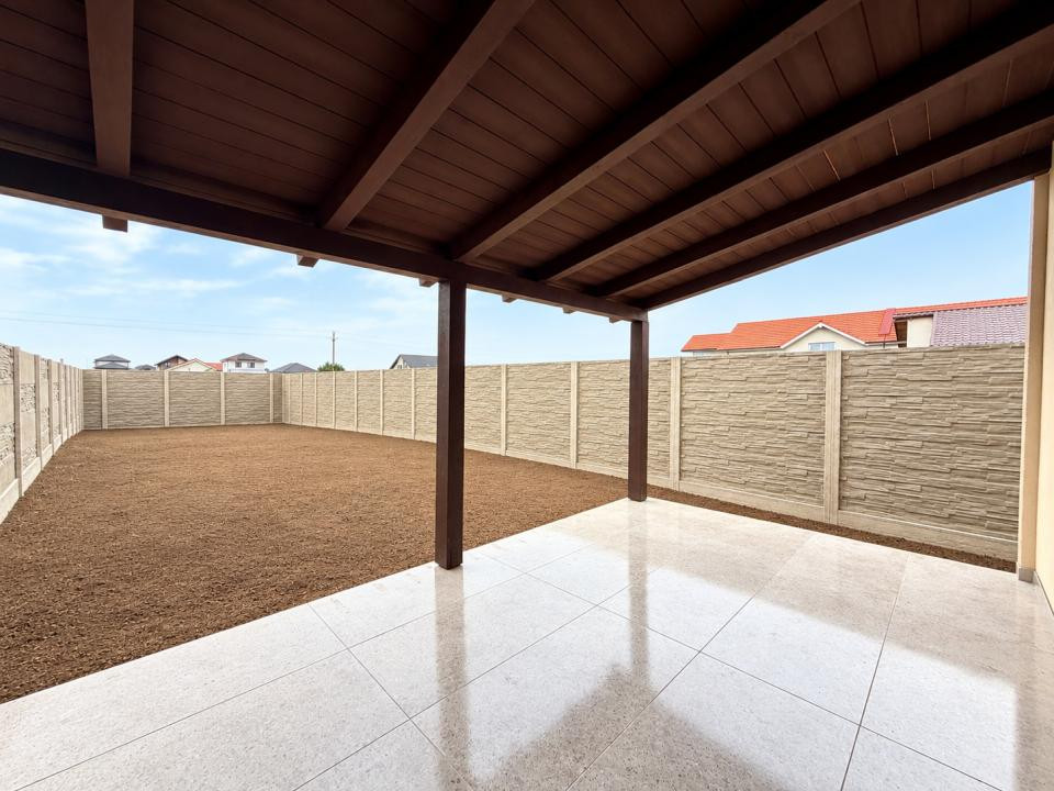 Duplex elegant, 3 camere, 88 mp utili, 330 mp teren - Sanandrei