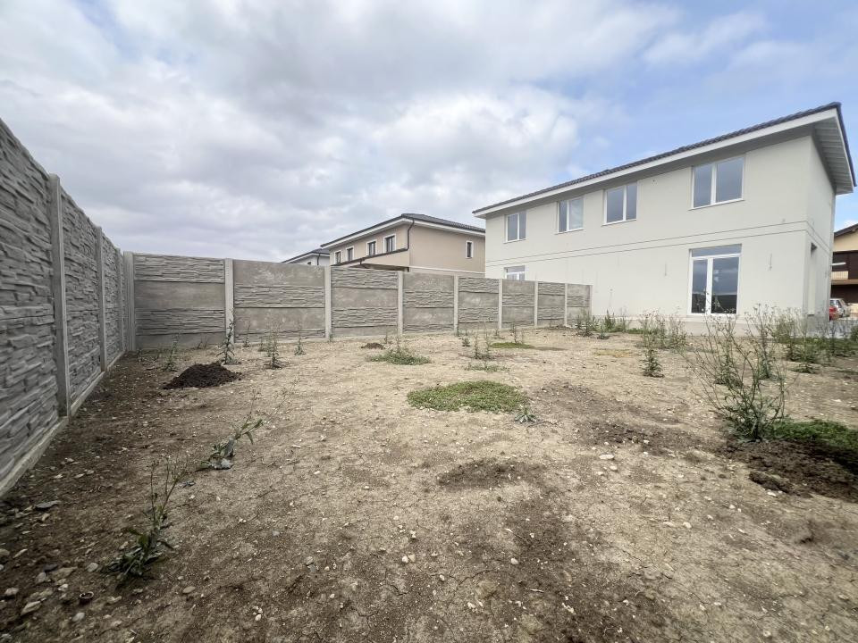 Duplex elegant, 4 camere, 97 mp utili, 270 mp teren - Giroc