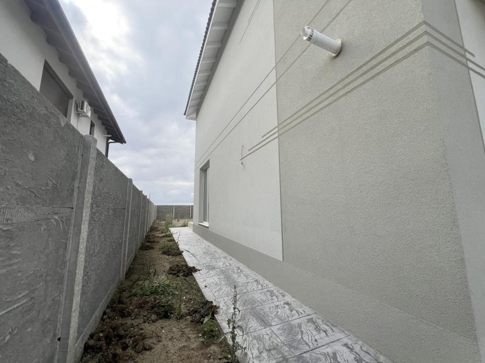  Duplex elegant, 4 camere, 97 mp utili, 270 mp teren - Giroc