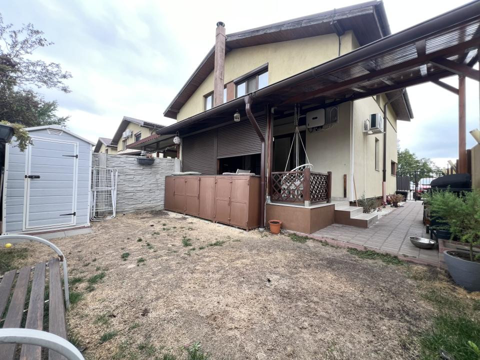  Duplex elegant, 3 camere, 65 mp utili, 140 mp teren - Torontalului
