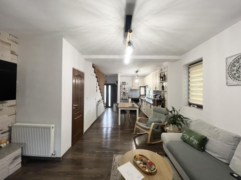  Duplex elegant, 3 camere, 65 mp utili, 140 mp teren - Torontalului