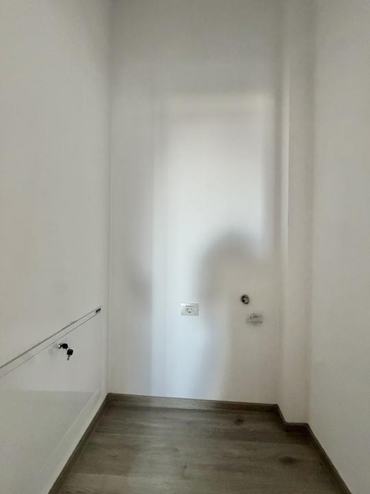 Apartament 2 camere, decomandat, etaj 3, 2 balcoane in Giroc 
