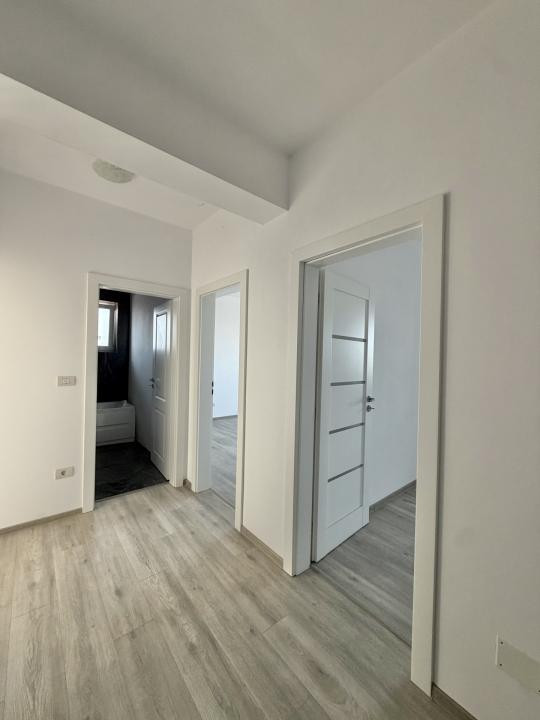 Apartament 2 camere, decomandat, etaj 3, 2 balcoane in Giroc 