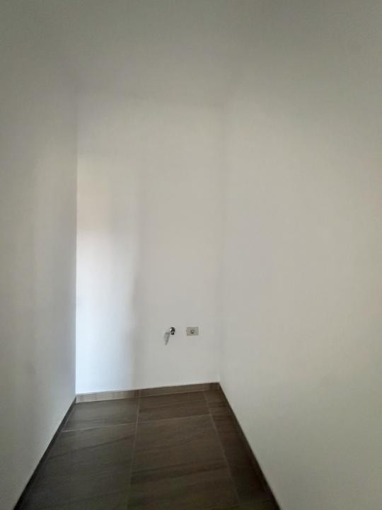 Apartament 2 camere, decomandat, etaj 1, terasa 20mp in Giroc 