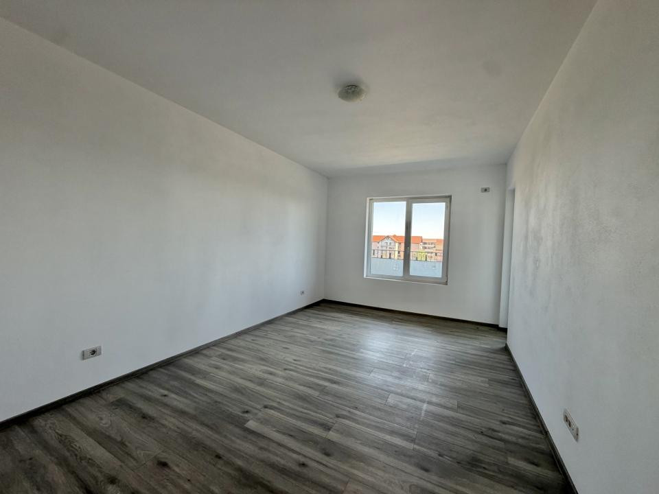 Apartament 2 camere, decomandat, parter, terasa 20mp in Giroc 