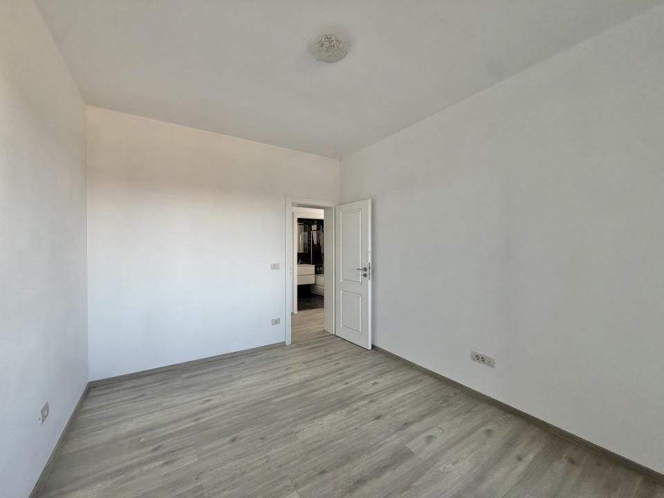 Apartament 2 camere, decomandat, parter, terasa 20mp in Giroc 