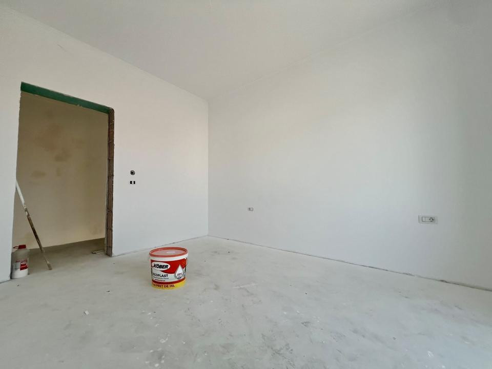Triplex modern, 4 camere, 103 mp utili, 316 mp teren - Zona Sacalaz