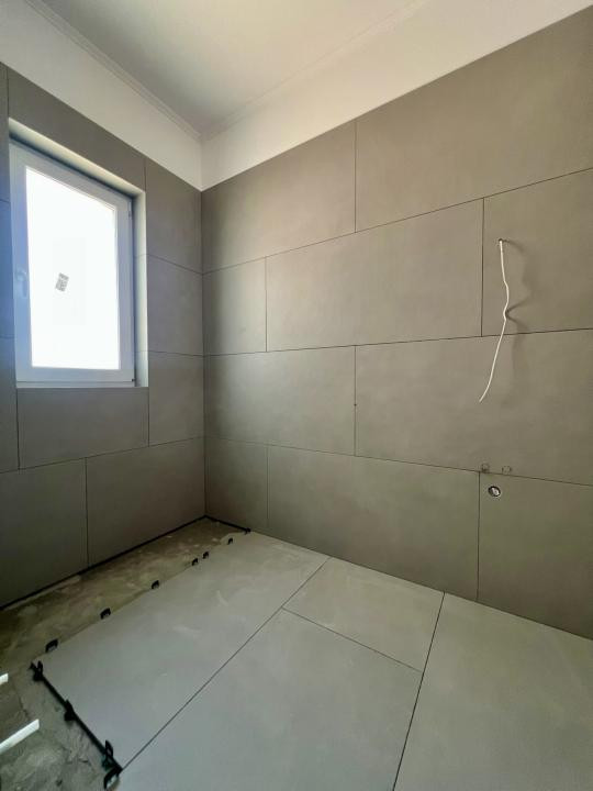 Triplex modern, 4 camere, 103 mp utili, 316 mp teren - Zona Sacalaz