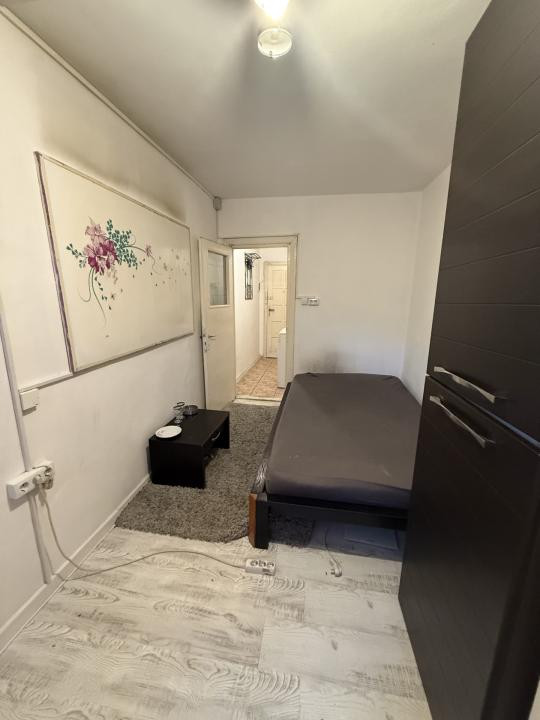 Apartament cu o camera, 18 mp utili - COMPLEXUL STUDENTESC