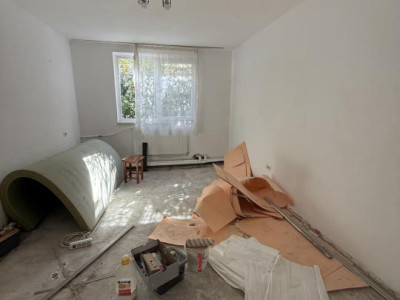 Apartament cu o camera, 22 mp utili, parter - COMPLEXUL STUDENTESC