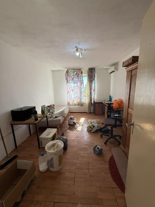 Apartament cu o camera, 22 mp utili, parter - COMPLEXUL STUDENTESC