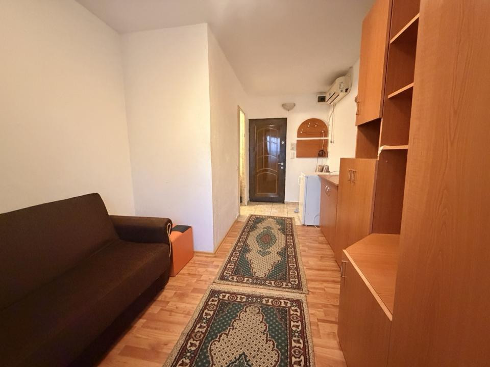 Garsoniera de vanzare - Lipovei