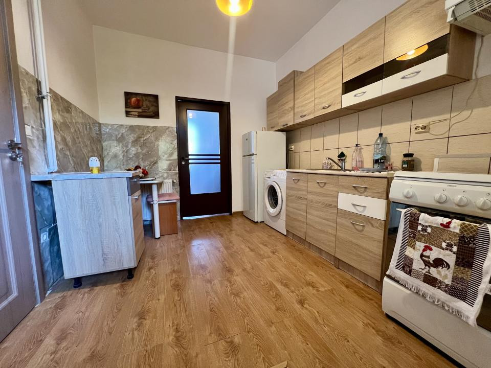 Apartament, 32 mp utili, curte comuna, parter, boxa - Zona Elisabetin