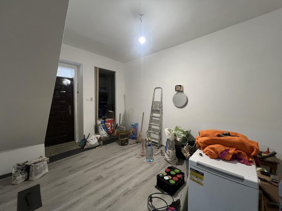 Apartament curte comuna, 2 camere, 65 mp utili, renovat - zona Traian 