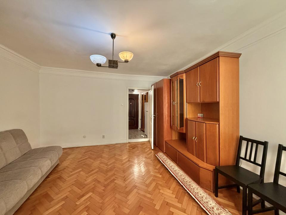 Apartament 1 camera, lift, mobilat, zona Circumvalatiunii 