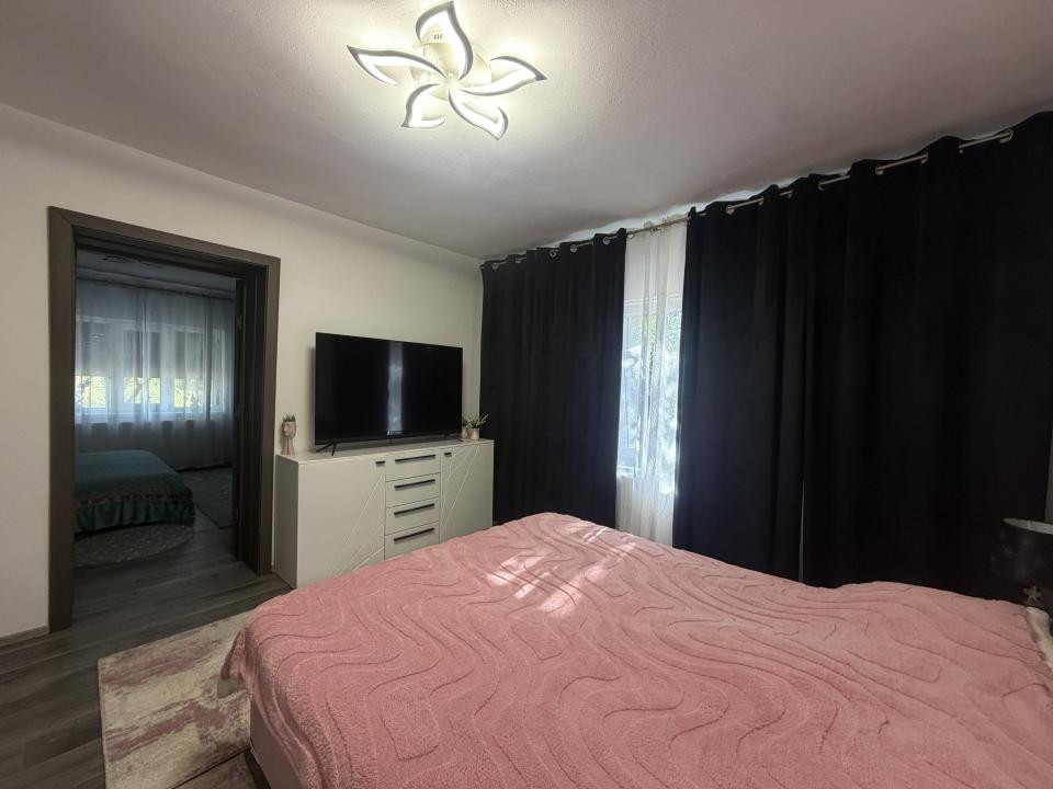 Casa individuala 5 camere, 173mp utili, 1159mp teren in Utvin 