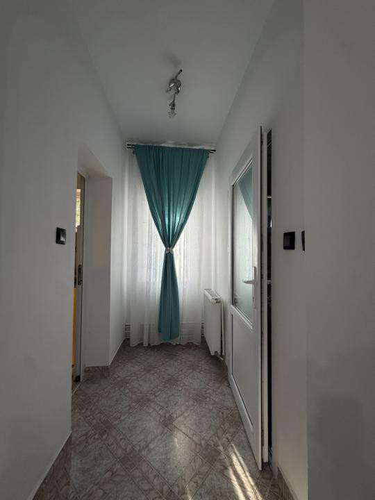 Casa individuala 5 camere, 173mp utili, 1159mp teren in Utvin 