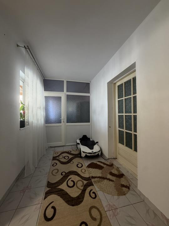 Casa individuala 5 camere, 173mp utili, 1159mp teren in Utvin 