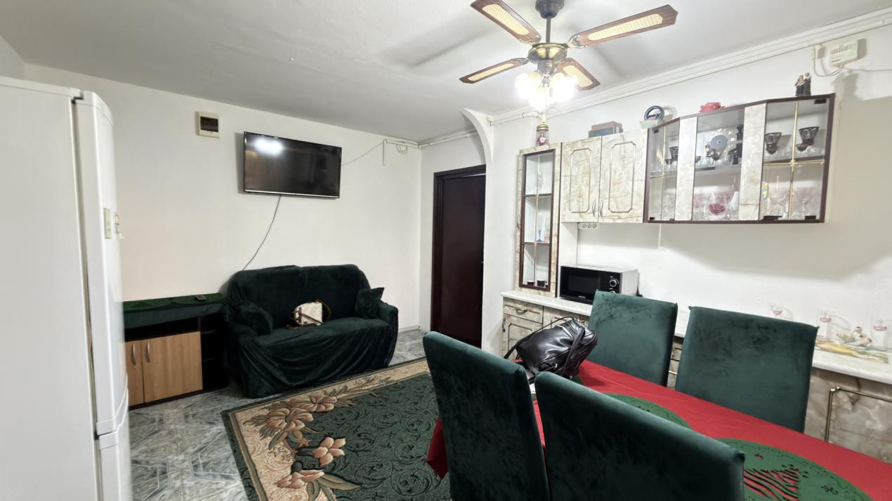 Apartament 3 camere, 63 mp utili, etaj 2, centrala proprie - Freidorf