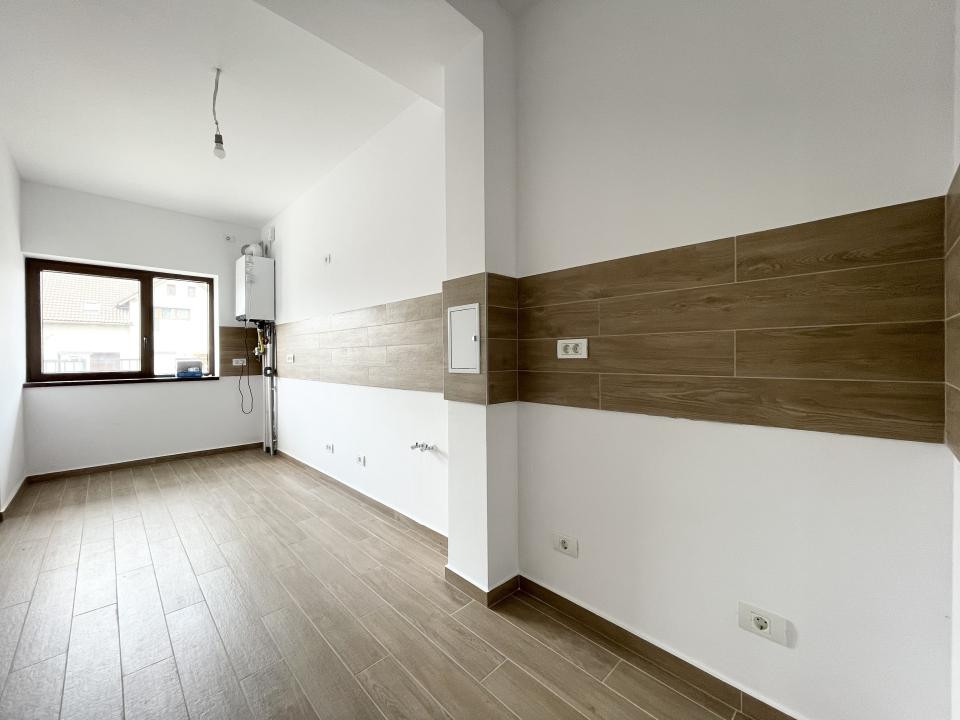 Apartament 39mp, curte 35mp, 2 locuri de parcare - Mosnita