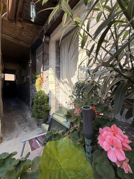 EXCLUSIVITATE Casa 2 camere, 43 mp utili, 2 boxe 9 mp -Dorobantilor