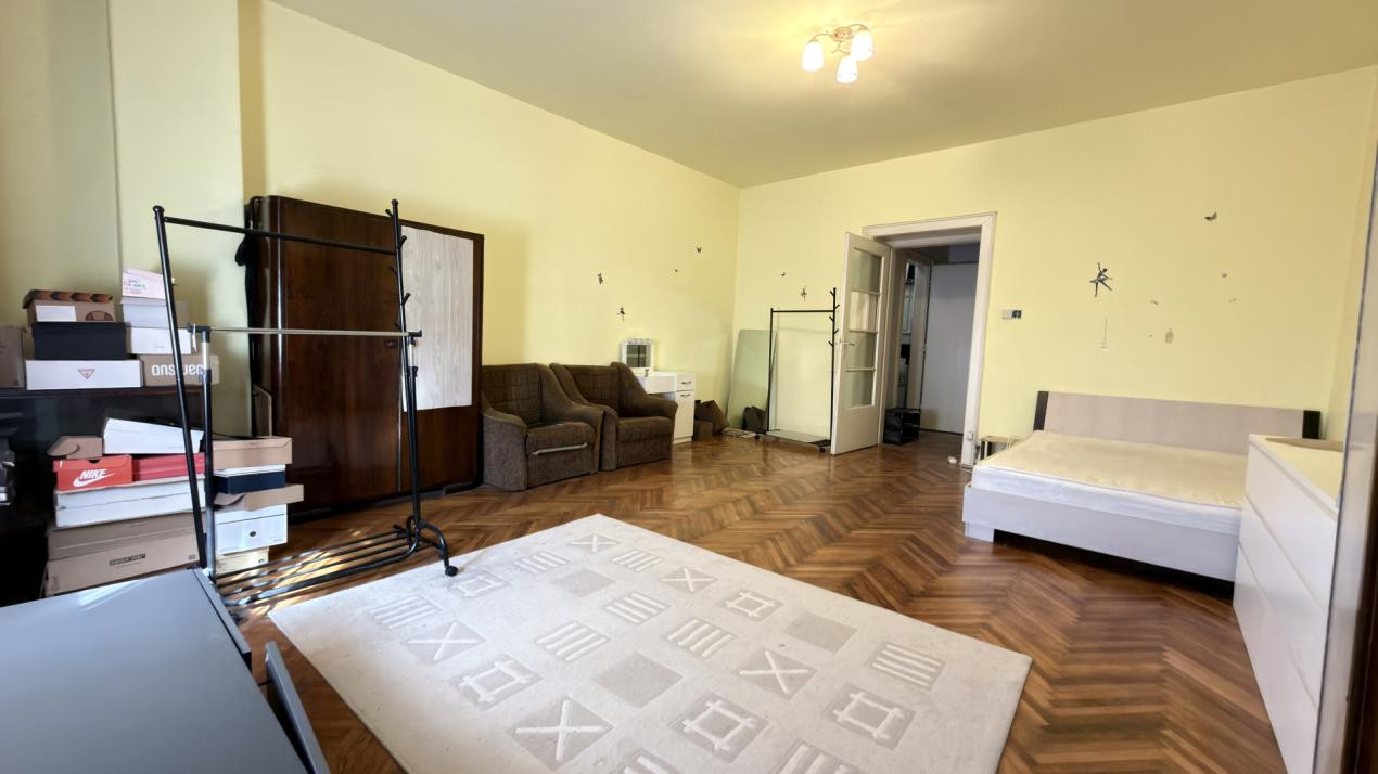 Apartament 1 camera, 42 mp utili, etaj 3, lift - zona Medicina