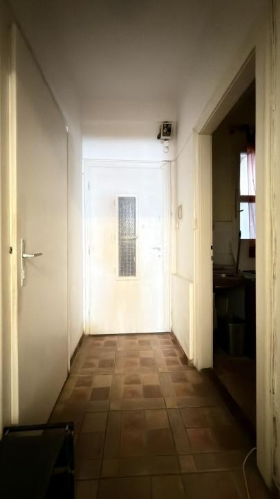 Apartament 1 camera, 42 mp utili, etaj 3, lift - zona Medicina