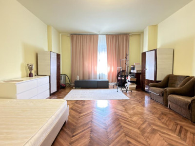 Apartament 1 camera, 42 mp utili, etaj 3, lift - zona Medicina