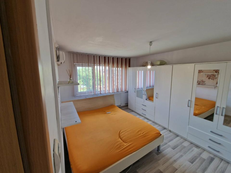 Apartament cu o camera, 28 mp utili, mobilat - Sagului