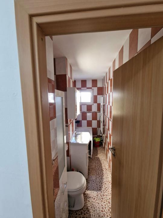 Apartament cu o camera, 28 mp utili, mobilat - Sagului