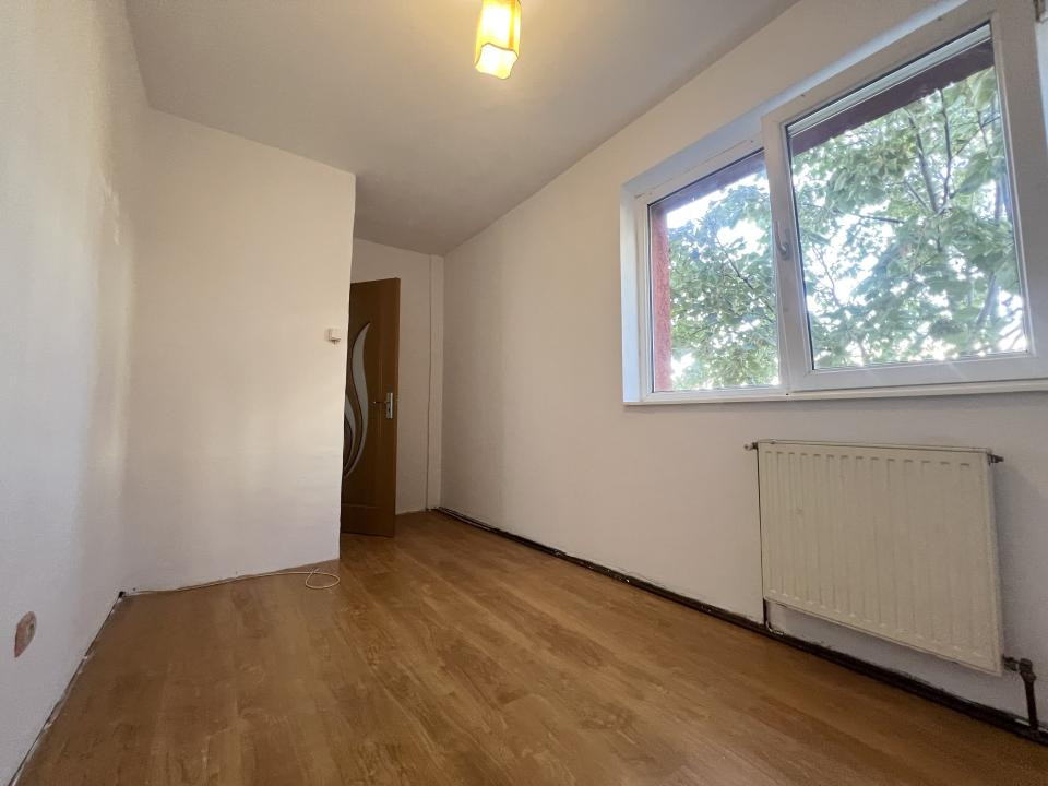 Apartament 3 camere, etaj 3, 51 mp utili, centrala proprie -zona Dacia