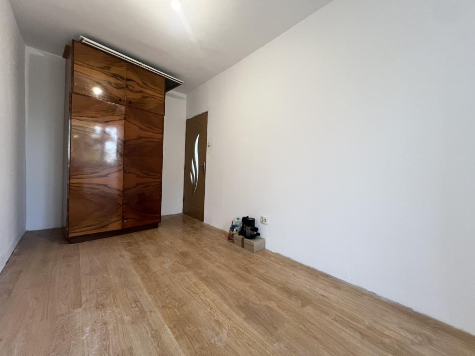 Apartament 3 camere, etaj 3, 51 mp utili, centrala proprie -zona Dacia