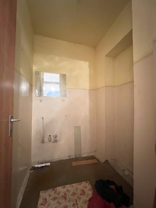 Apartament 4 camere, 78 mp utili, etaj 3, decomandat -  Girocului
