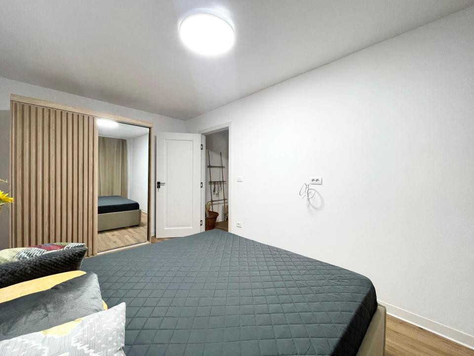 Apartament renovat complet, 2 camere, etaj 1 - Girocului