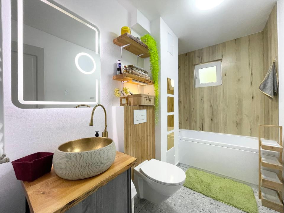 Apartament renovat complet, 2 camere, etaj 1 - Girocului