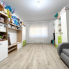 Apartament decomandat 3 camere, 2 bai la parter - zona Soarelui