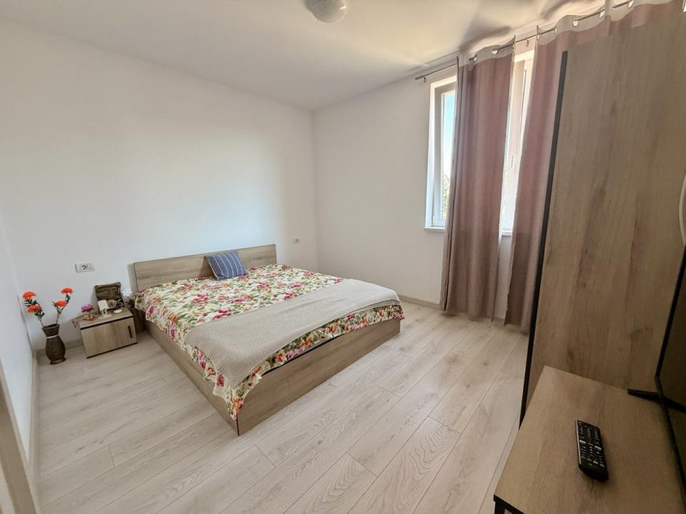 Apartament cu 3 camere si 2 locuri de parcare - Dumbravita