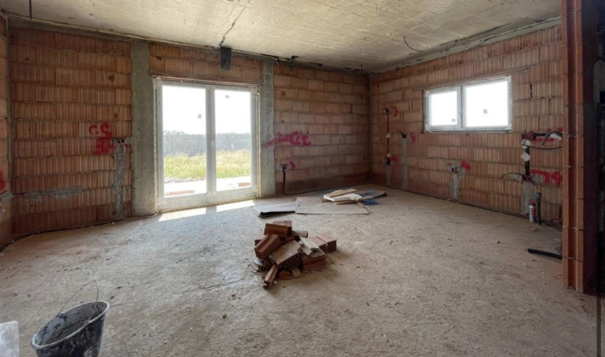 Duplex 3 camere, predare la cheie - Urseni