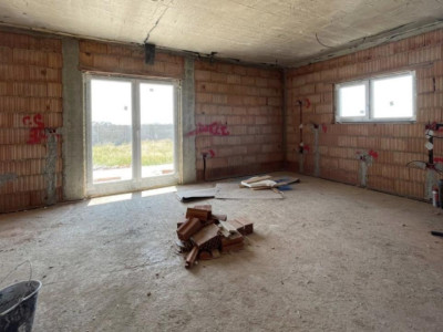 Duplex 3 camere, 310mp teren, cu predare la cheie - Urseni
