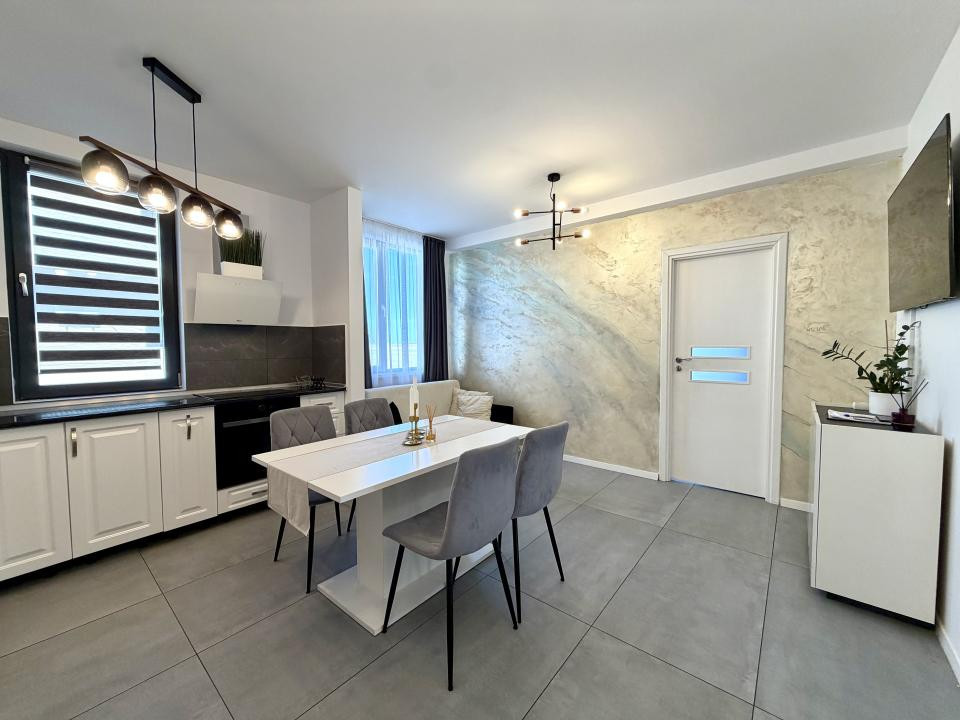 Apartament 3 camere, etaj 1, mobilat/utilat - Dumbravita