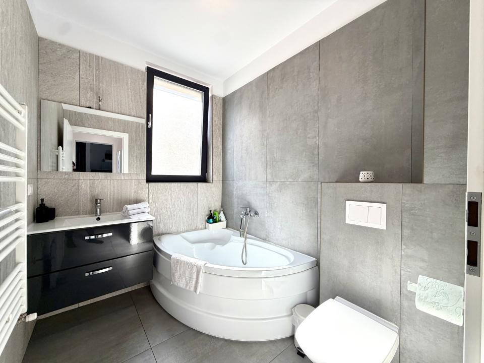 Apartament 3 camere, etaj 1, mobilat/utilat - Dumbravita
