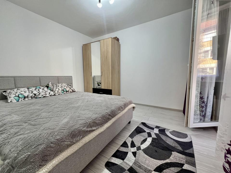  Apartament cu 3 camere, 48 mp utili, etaj 2, cu acoperis - Sagului