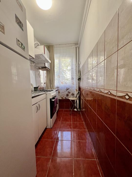  Apartament cu 3 camere, 48 mp utili, etaj 2, cu acoperis - Sagului