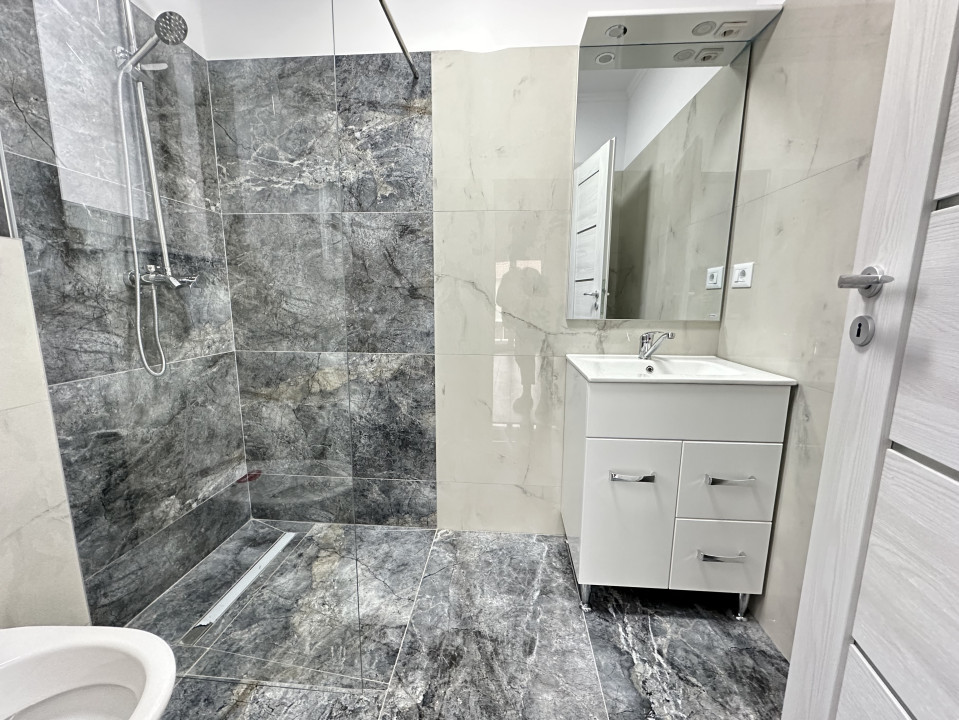 Oportunitate, duplex 4 camere, 150 mp utili, 335 mp teren + garaj - Dumbravita 