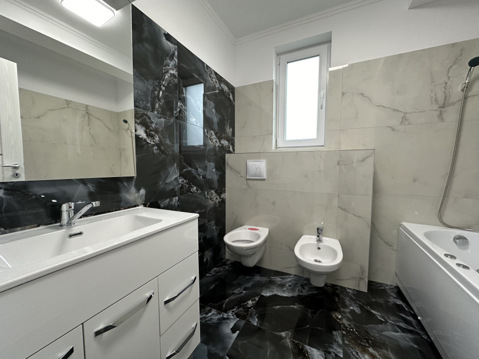Oportunitate, duplex 4 camere, 150 mp utili, 335 mp teren + garaj - Dumbravita 