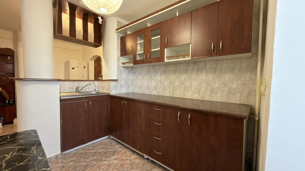 Apartament cu 3 camere 67mp util, Decomandat, Centrala proprie -zona Freidorf