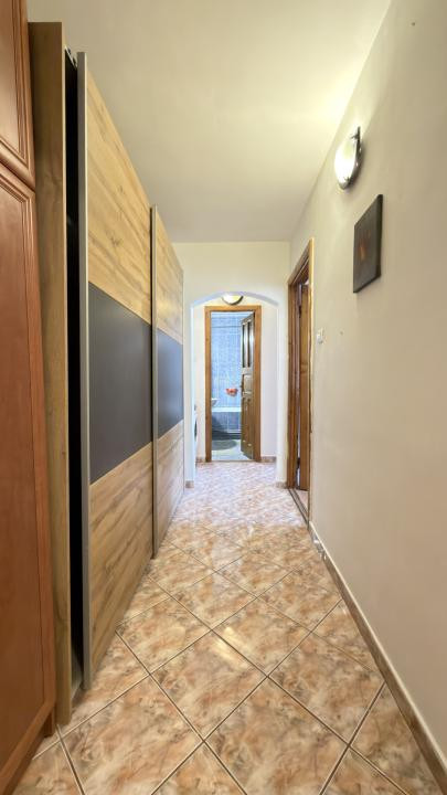 Apartament cu 3 camere 67mp util, Decomandat, Centrala proprie -zona Freidorf