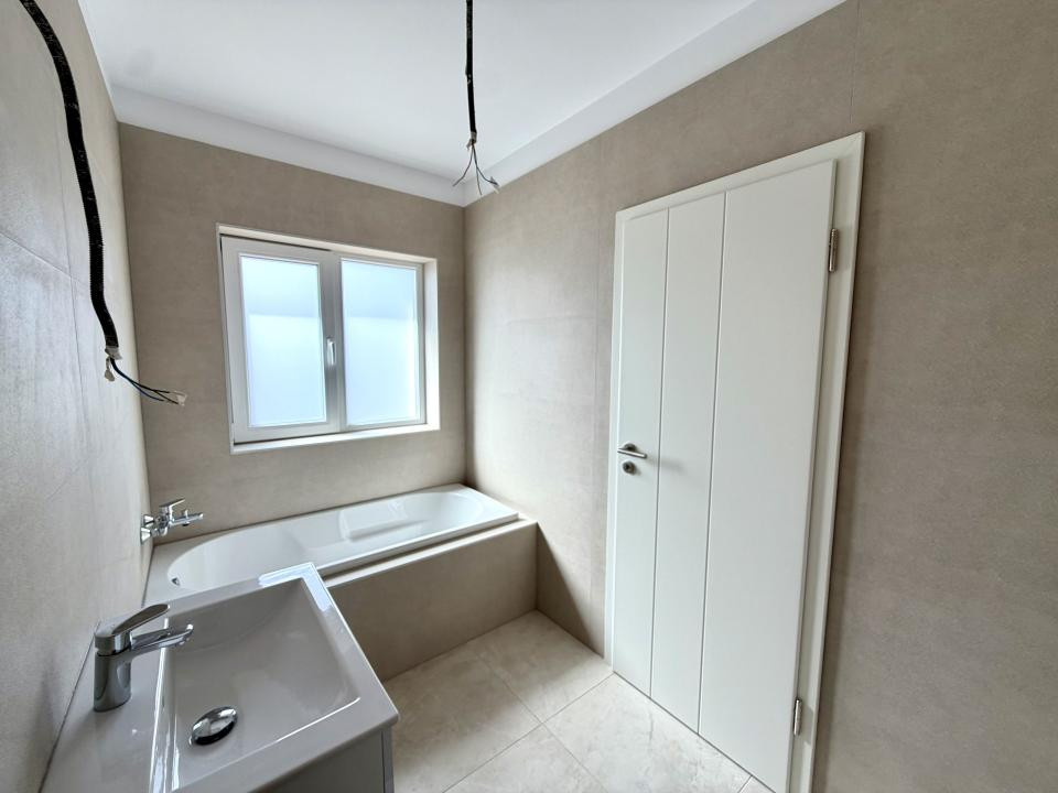 Duplex modern, 5 camere, 135 utili, 426 mp teren - Dumbravita