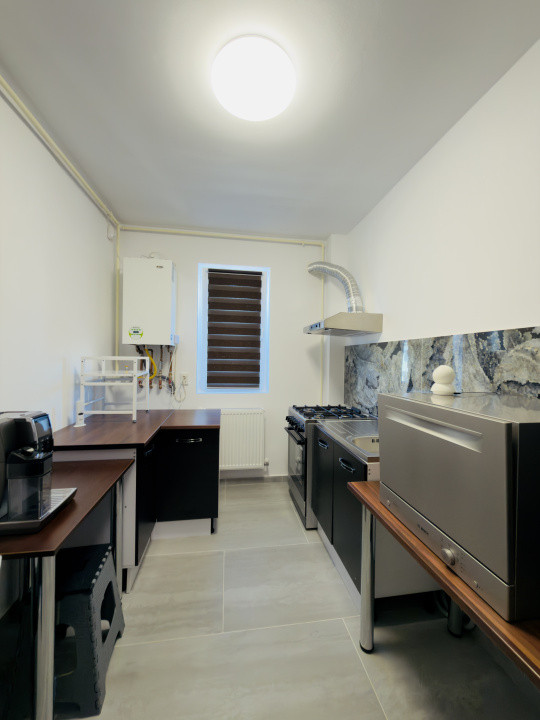 Apartament 2 camere, decomandat, 53mp, 2 locuri de parcare in Giroc 