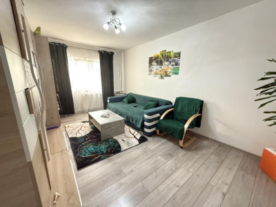 Apartament cu 2 camere, decomandat, etaj 3 - Lipovei